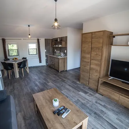 Boka Apartmanhaz *
