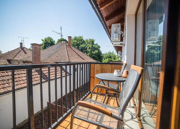 Boka Apartmanhaz Lägenhet *